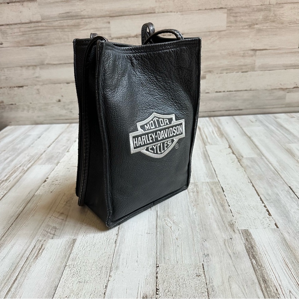 VINTAGE Harley Davidson Leather Bag.